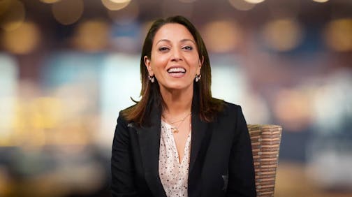 Be a Bolder Surgeon With Vivity and PanOptix