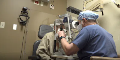 Protective Slit Lamp Barrier Shield thumbnail